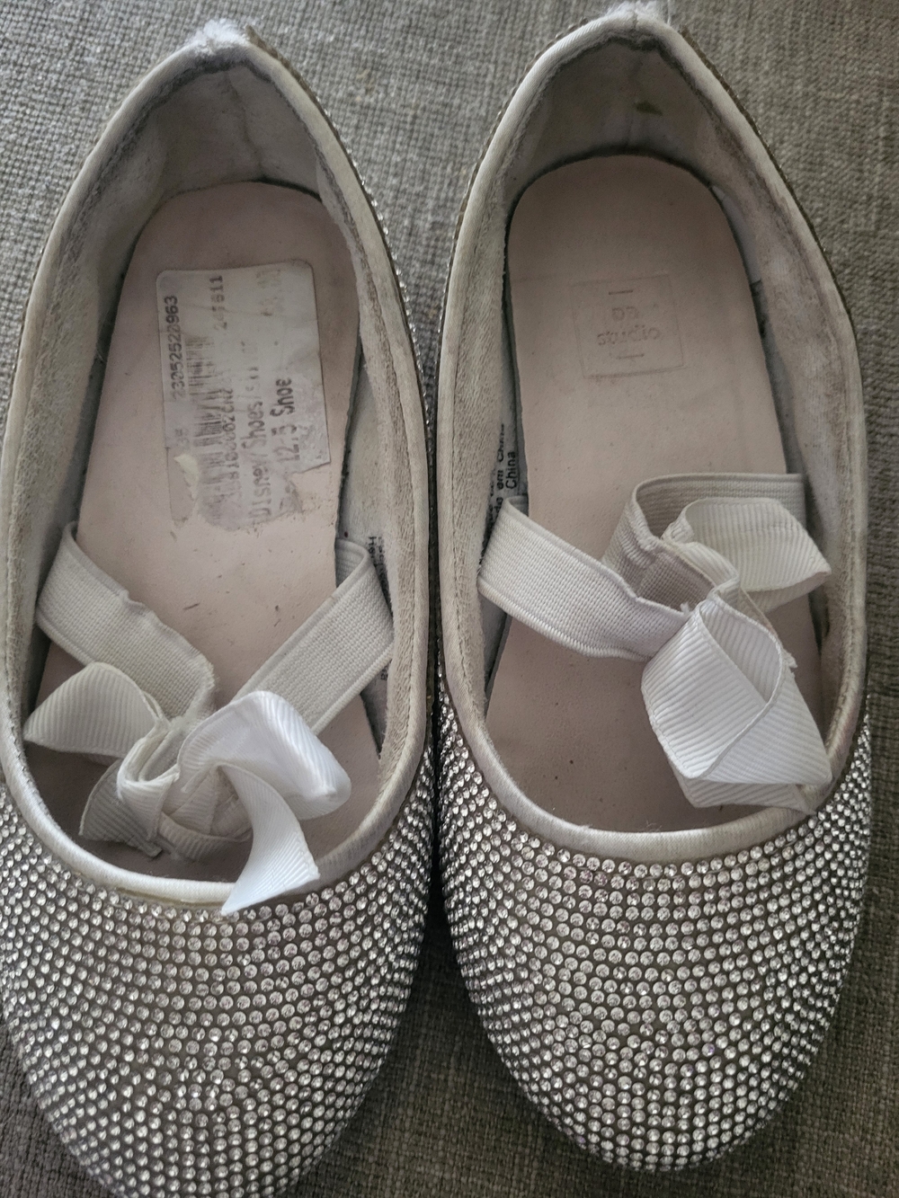 Disney White Rhinestone Bow Girls Dress Flats